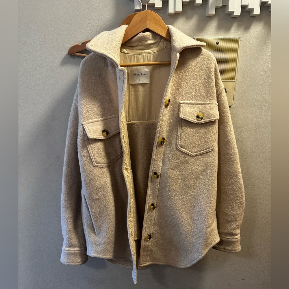 Aritzia Wilfred Free Shirt Jacket